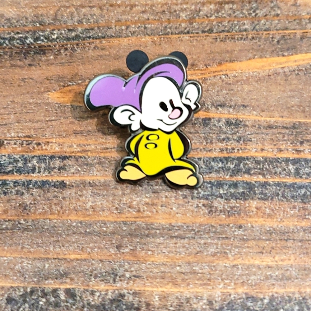 Disney pin